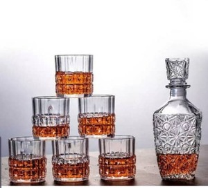 Decanter full set with 6 glass