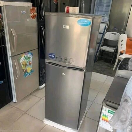 Mr Uk Refrigerator UK69 - 79L