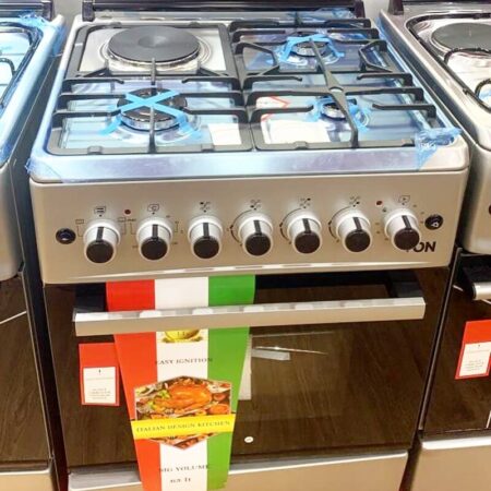 Von Hotpoint Cooker F6B31E2.ES 3 Gas Burners +1electric Hotplate & Electric Oven. Silver Splash Lid. 60x60